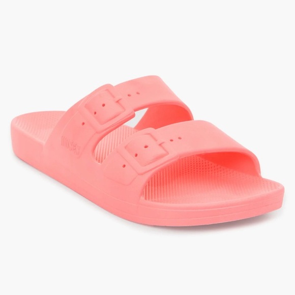 NWT Freedom Moses Sandals Pink Martini Size 11/12 - Picture 1 of 4